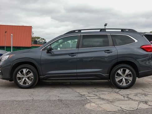 Used 2021 Subaru Ascent Premium w/ Convenience Package image 4