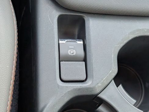 Used 2025 Subaru Forester Sport AWD/4WD image 33