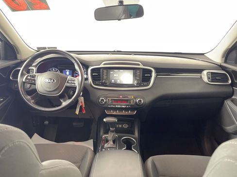 Used 2020 Kia Sorento LX w/ LX I4 Convenience Package image 15