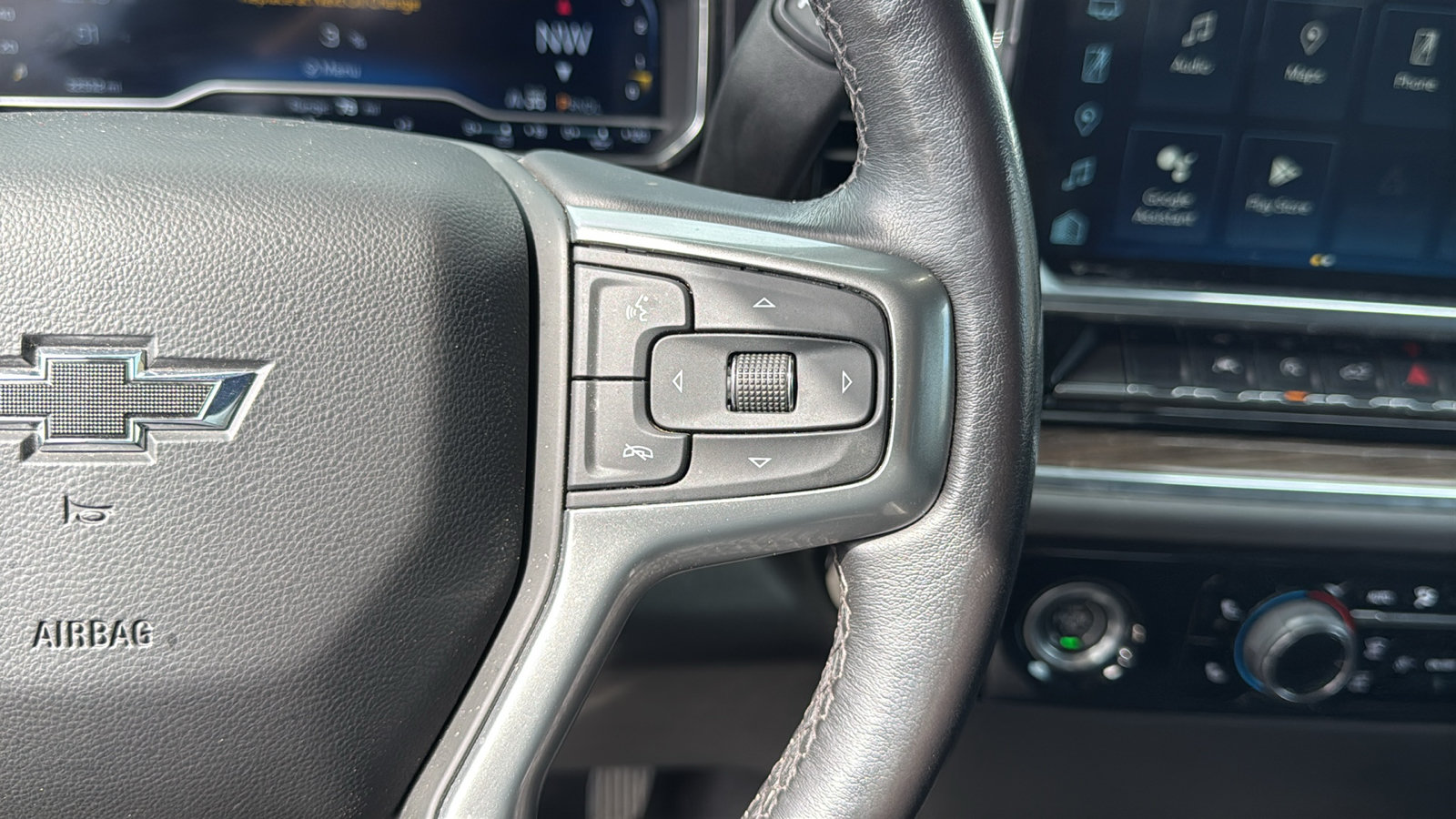 Certified 2022 Chevrolet Silverado 1500 RST AWD/4WD image 17