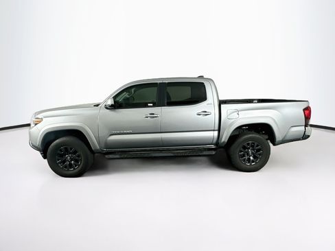 Used 2023 Toyota Tacoma SR5 RWD image 4