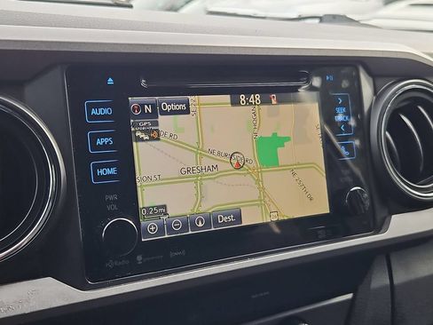 Used 2019 Toyota Tacoma TRD Off-Road AWD/4WD image 23