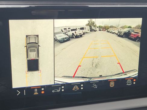 Used 2024 GMC Sierra 1500 AT4X image 22