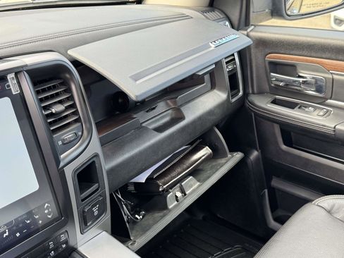 Used 2017 RAM 1500 Laramie w/ Convenience Group image 31