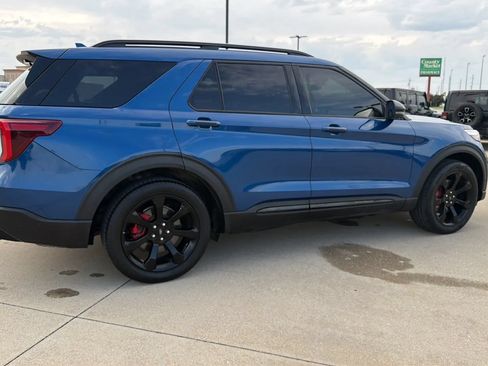 Used 2020 Ford Explorer ST w/ ST Street Pack AWD/4WD image 16