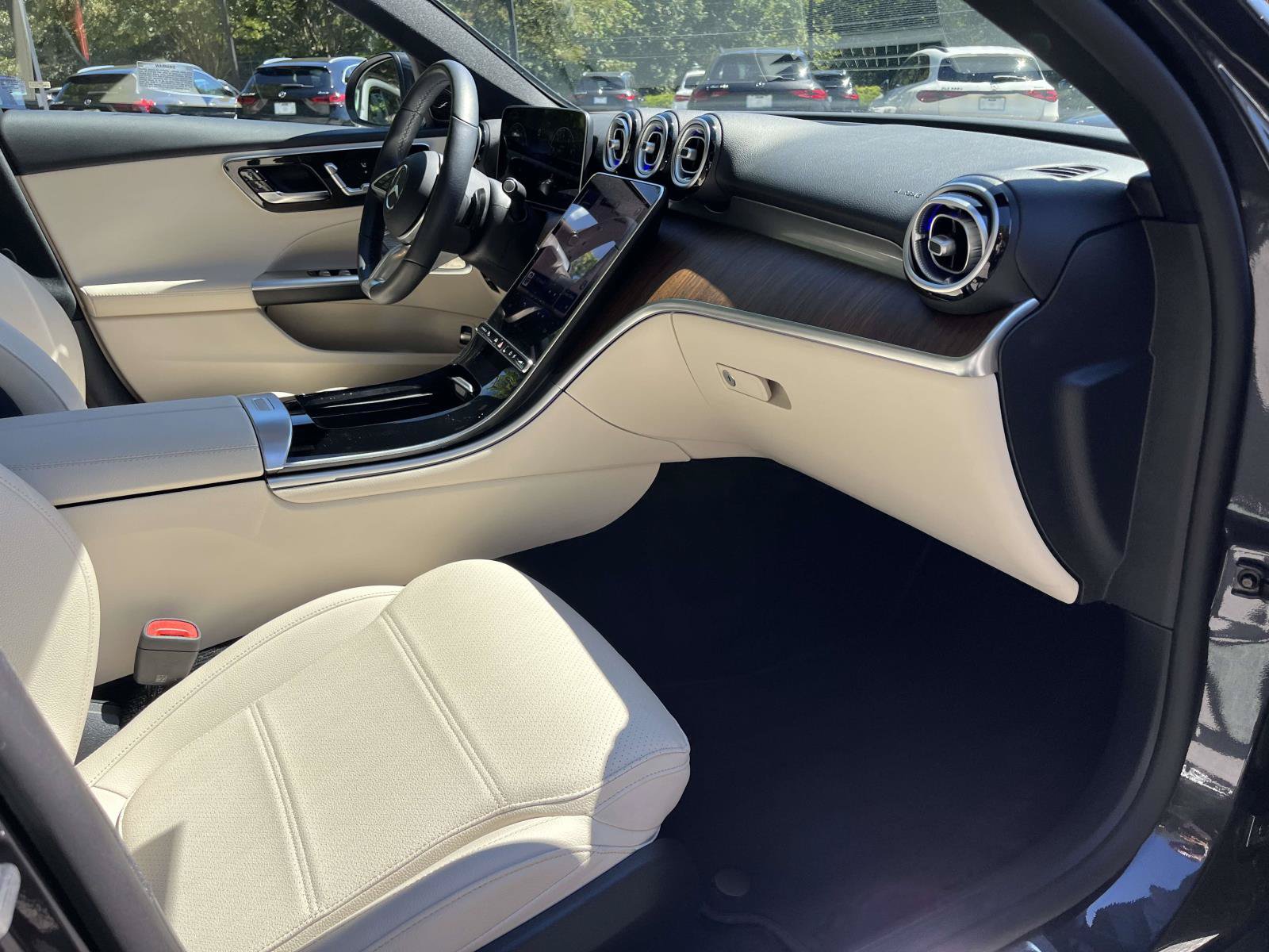 Certified 2025 Mercedes-Benz C 300 4MATIC Sedan image 56