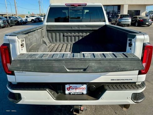 Used 2023 GMC Sierra 2500 Denali w/ Denali Ultimate Package image 17
