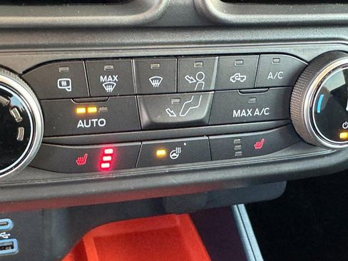 Used 2022 Ford Maverick XLT w/ XLT Luxury Package image 21