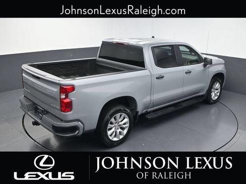 Used 2025 Chevrolet Silverado 1500 Custom RWD image 27