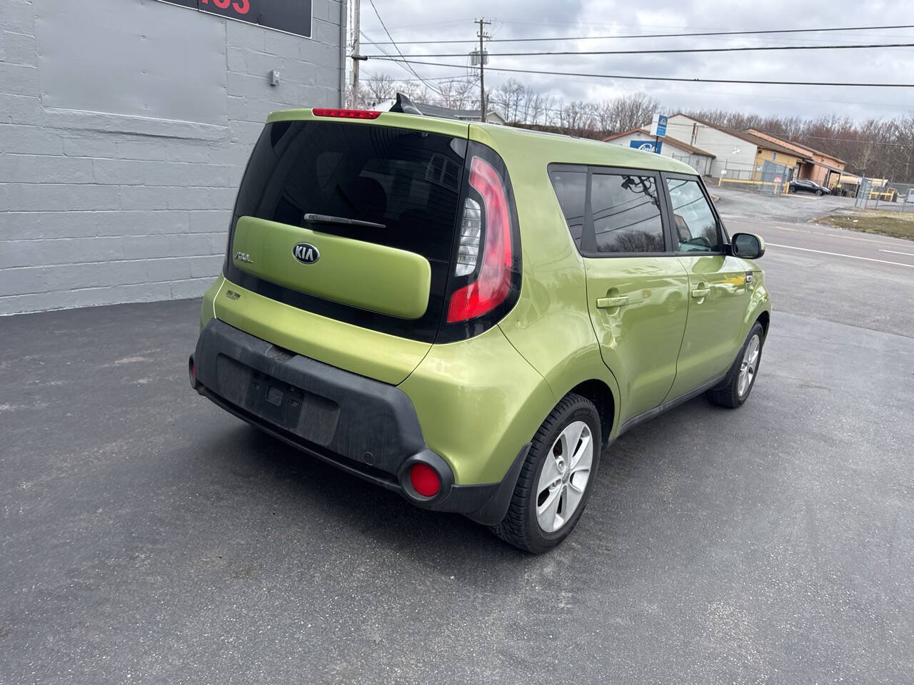 Used 2015 Kia Soul FWD image 8