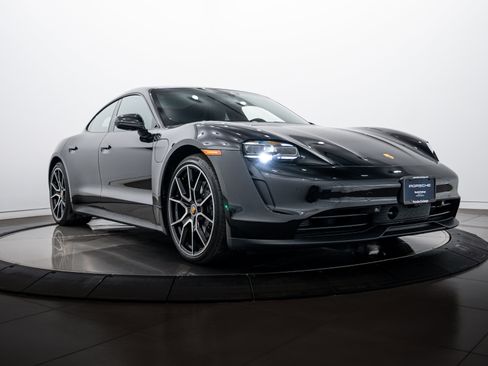 Certified 2023 Porsche Taycan image 9