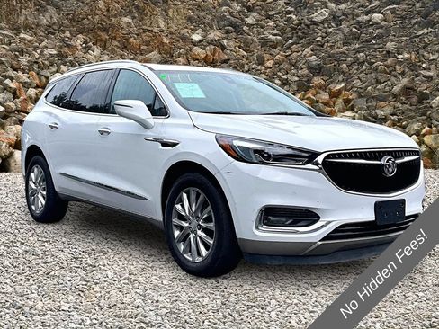 Used 2021 Buick Enclave Premium w/ Sun and Sites Package AWD/4WD image 9