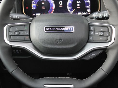 New 2026 Jeep Grand Wagoneer 4WD w/ Premium Group I image 16