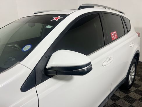 Used 2014 Toyota RAV4 XLE FWD image 12