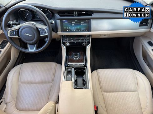 Used 2020 Jaguar XF Prestige AWD/4WD image 16