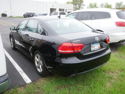 Used 2013 Volkswagen Passat 2.5 SE FWD image 4