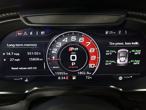 Used 2018 Audi R8 V10 w/ Carbon Exterior Package image 38