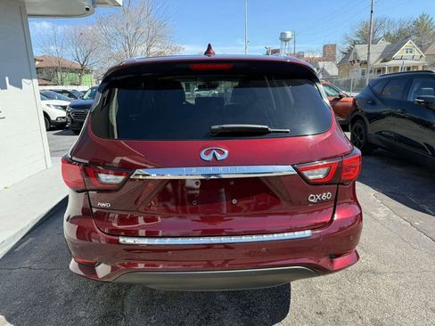 Used 2019 INFINITI QX60 Luxe w/ Essential Package image 17