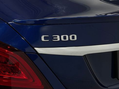 Used 2019 Mercedes-Benz C 300 4MATIC Sedan image 41