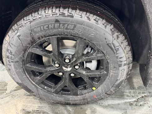 New 2026 Jeep Grand Cherokee Altitude image 59