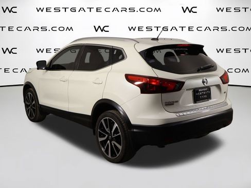 Used 2018 Nissan Rogue Sport SL image 45