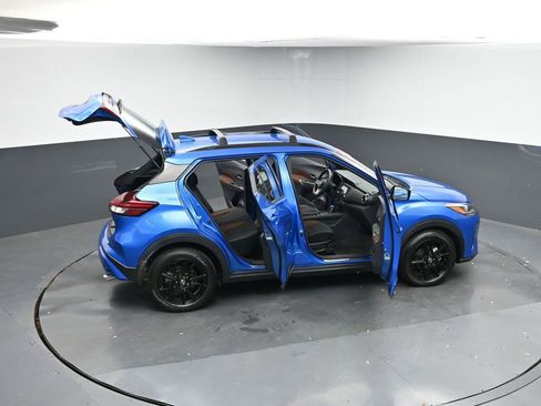 Used 2024 Nissan Kicks SR w/ Exterior Package image 42
