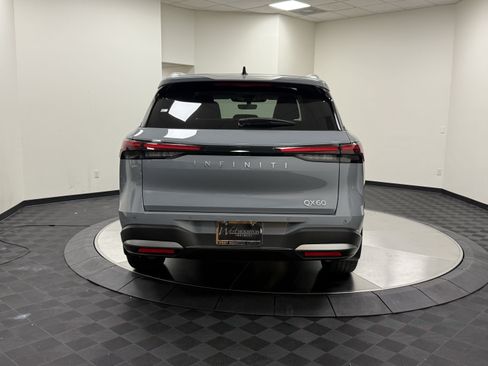 Certified 2027 INFINITI QX60 Luxe w/ Cargo Package FWD image 6