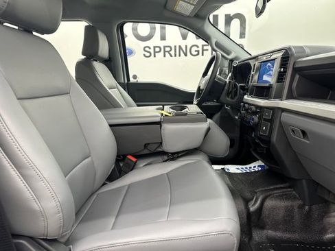 New 2026 Ford F250 XL w/ XL Chrome Package image 9