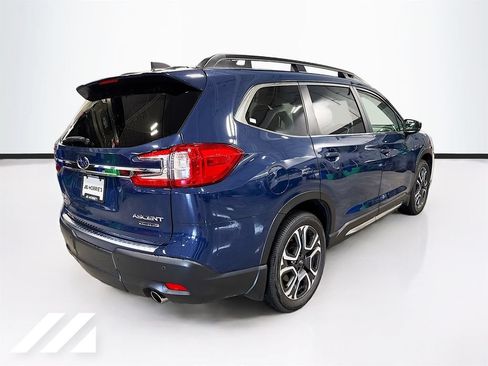 Used 2024 Subaru Ascent Limited w/ Technology Package AWD/4WD image 5