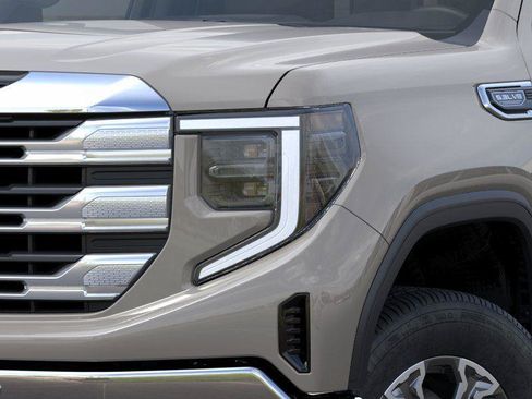 New 2026 GMC Sierra 1500 SLE AWD/4WD image 10