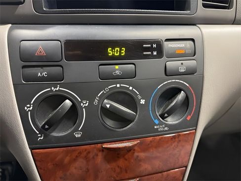 Used 2006 Toyota Corolla image 19