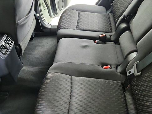 Used 2020 Nissan Rogue SV image 31