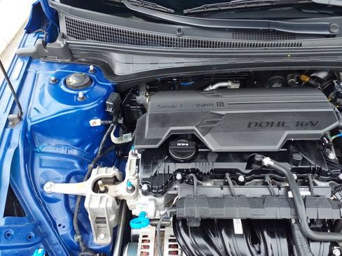 Certified 2025 Hyundai Elantra Sport FWD image 16