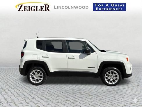 Used 2023 Jeep Renegade Latitude AWD/4WD image 8