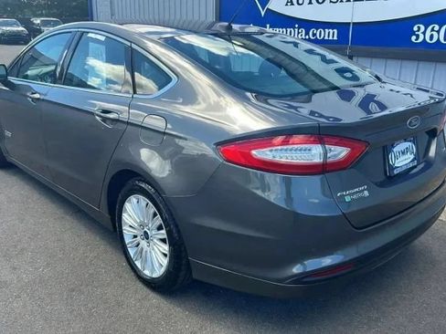 Used 2016 Ford Fusion Energi SE FWD image 13