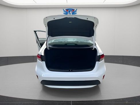 Used 2020 Toyota Corolla LE FWD image 9