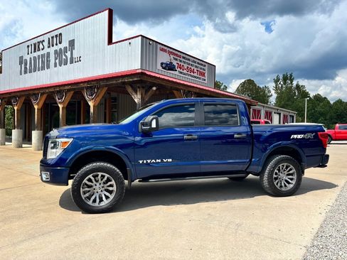 Used 2019 Nissan Titan PRO-4X w/ Pro-4x Convenience Package AWD/4WD image 1