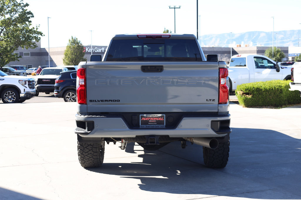 Used 2024 Chevrolet Silverado 3500 LTZ w/ LTZ Plus Package AWD/4WD image 5