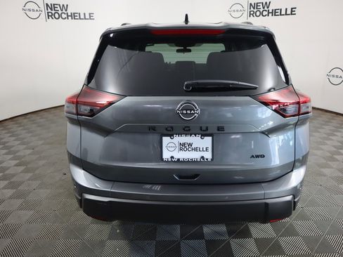 New 2026 Nissan Rogue SV image 6