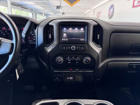 Certified 2022 Chevrolet Silverado 2500 W/T w/ WT Convenience Package AWD/4WD image 18