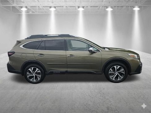 Used 2021 Subaru Outback Touring XT AWD/4WD image 2