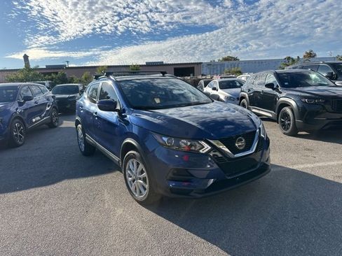 Used 2020 Nissan Rogue Sport SV image 5
