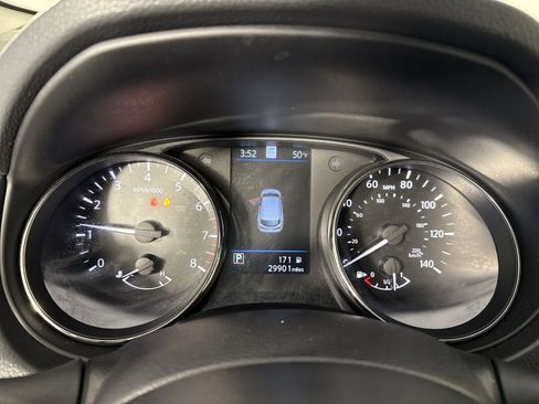 Certified 2022 Nissan Rogue Sport SL image 18