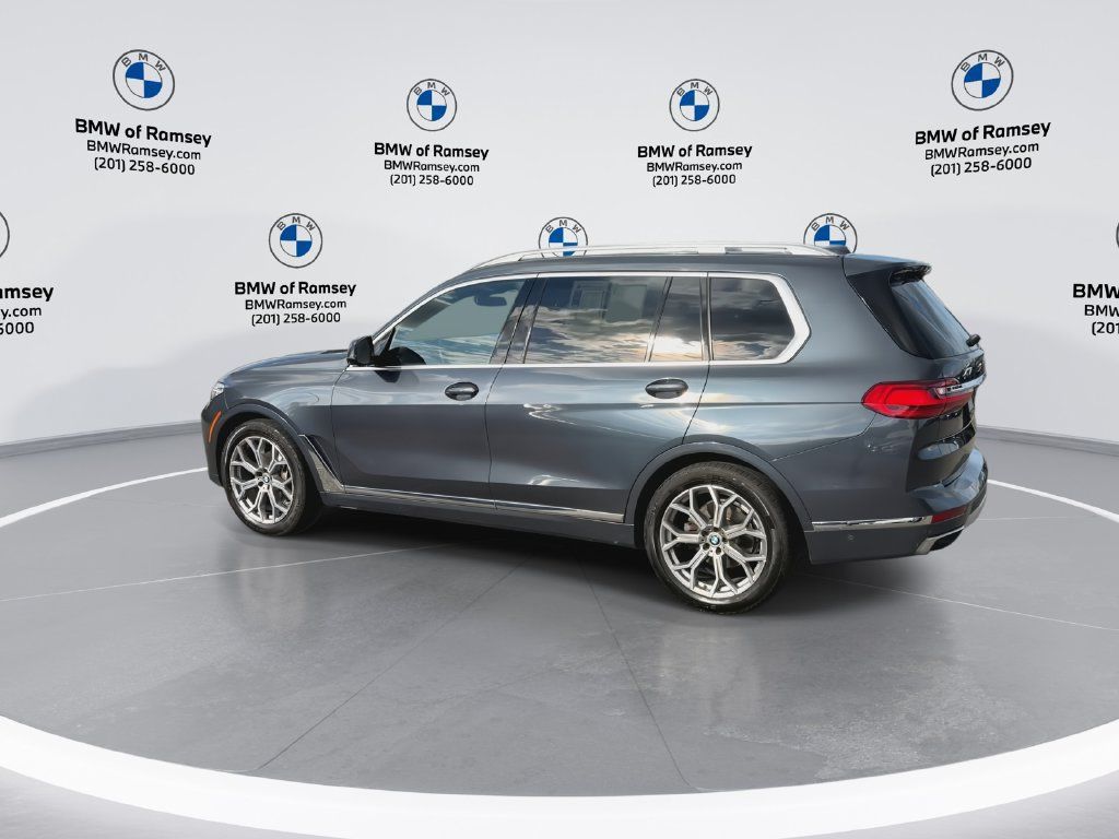 Used 2020 BMW X7 xDrive40i w/ Premium Package AWD/4WD image 6