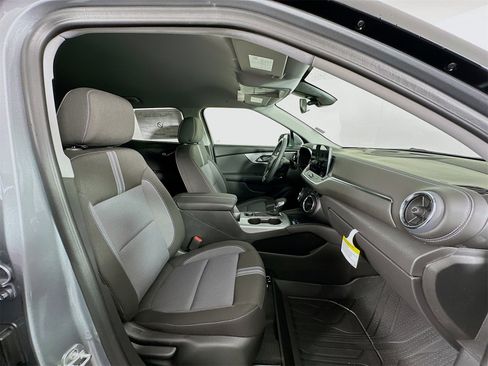 New 2025 Chevrolet Blazer LT w/ LPO, Floor Liner Package image 28
