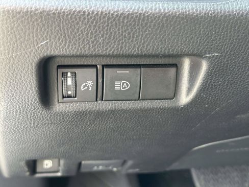 Used 2025 Toyota RAV4 LE image 20