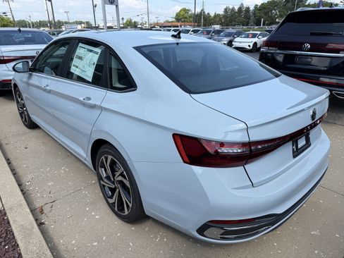 New 2026 Volkswagen Jetta SEL FWD image 5