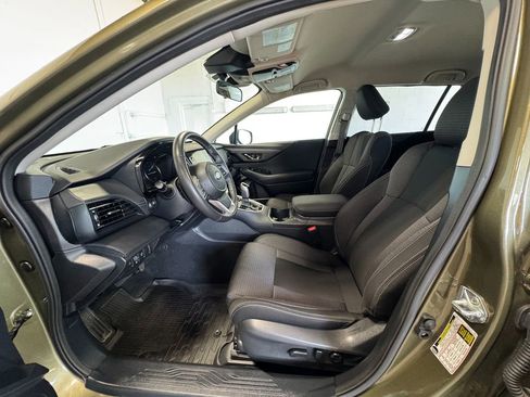 Used 2024 Subaru Outback Premium AWD/4WD image 12