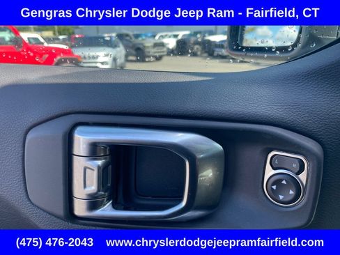 Certified 2025 Jeep Wrangler Unlimited Sahara w/ Safety Group AWD/4WD image 41