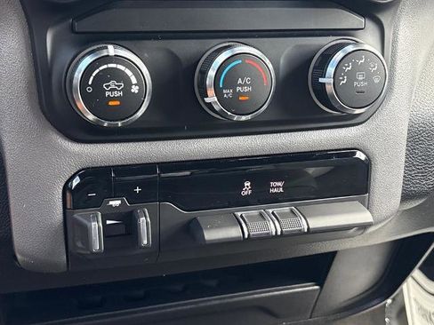 Used 2024 RAM 2500 Big Horn image 15